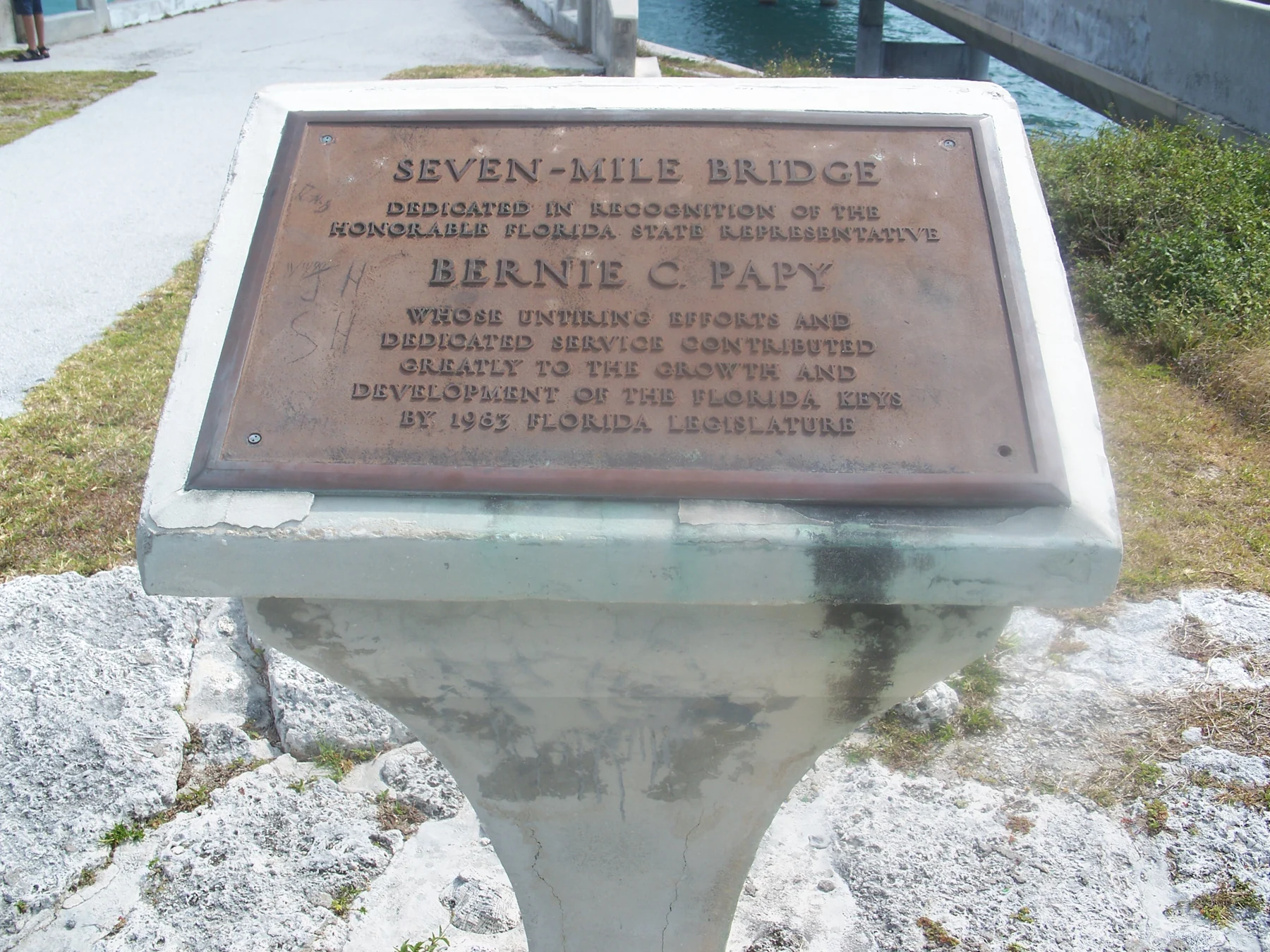 Seven Mile Bridge historical designation plaque at Little Duck Key, 2011