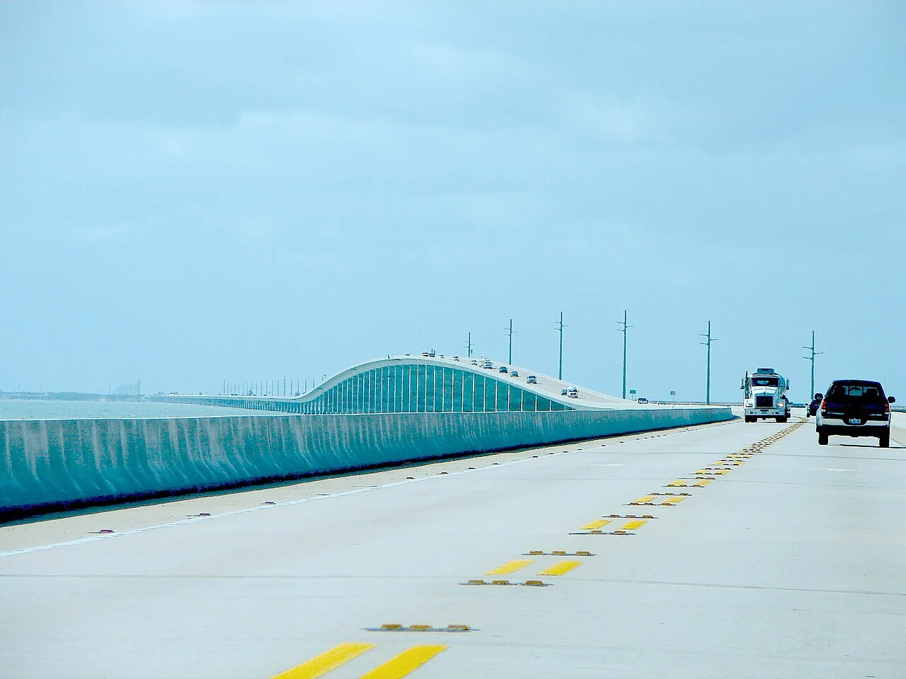 Seven Mile Bridge viewed from its northern end